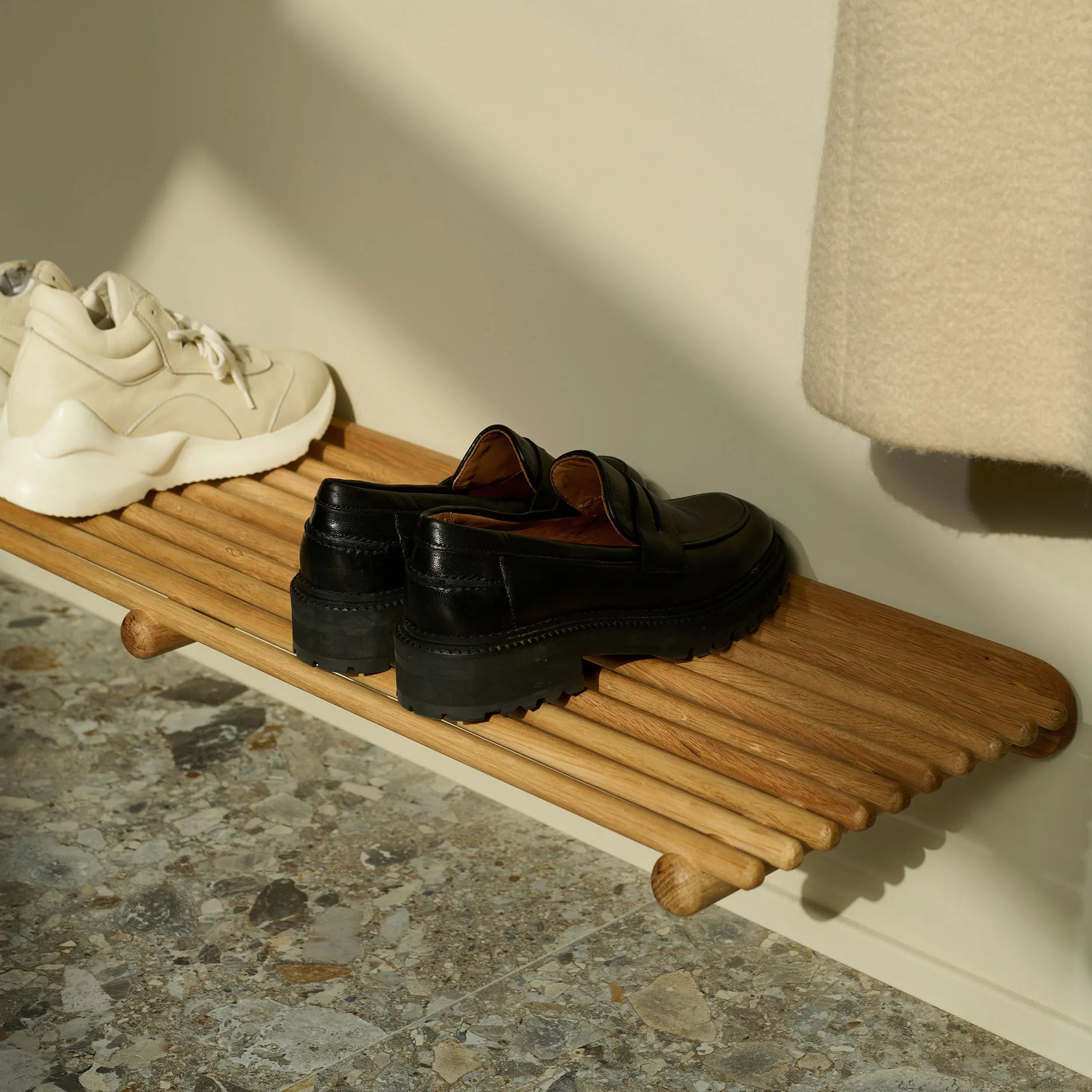 Wood II Schweberegal L72